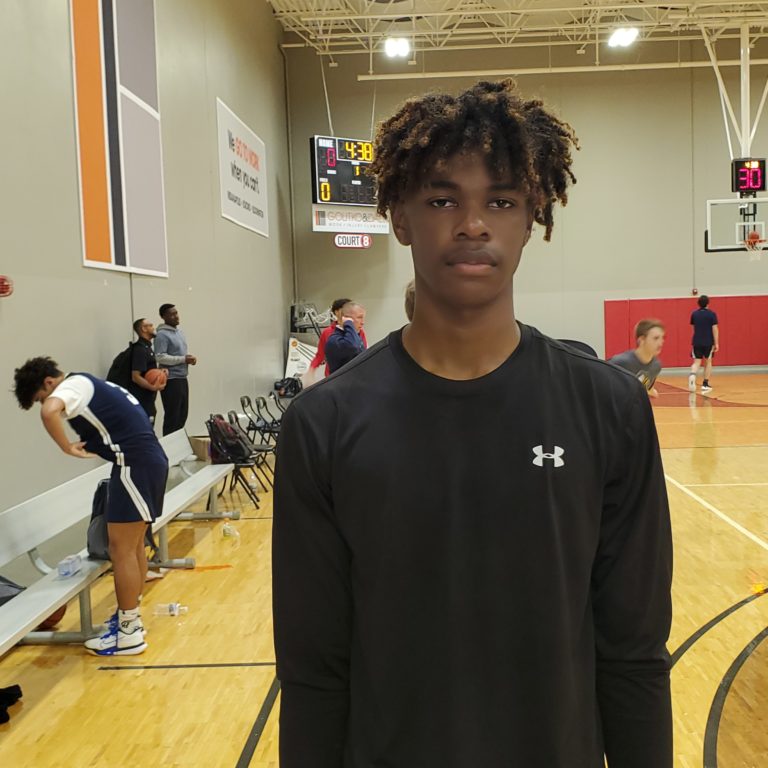 Recruiting notes: Latest on Tennessee prospects